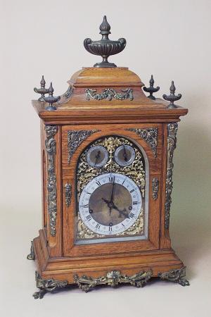 Large Winterhalder and Hoffmeier 8 Bell Musical Chiming Clock