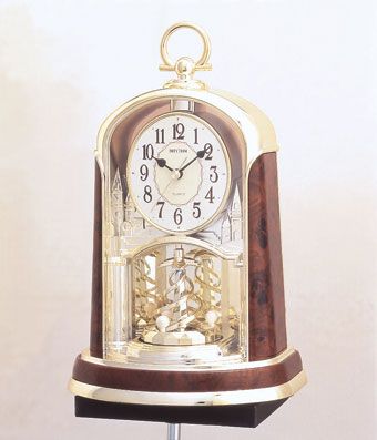Rhythm Clocks Woodgrain Spiral